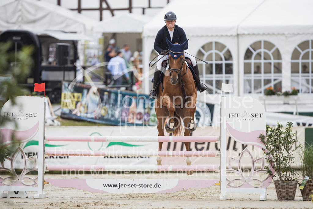 250710_BHO_Stil-L-1-121 | Deine schönsten Turniermomente als professionelle Fotos! Entdecke hochwertige Pferdesport-Fotografie im Online-Shop. Jetzt Fotos finden & bestellen!