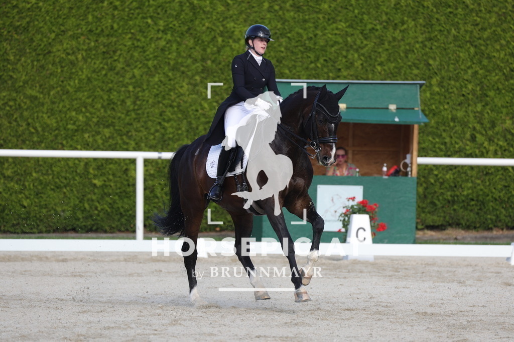0P6A3784 | Willkommen bei Brunnmayr - Design & Fotografie – Ihrem Spezialisten für Reitturniere und Pferdeveranstaltungen in Oberösterreich, Salzburg und Bayern! Seit über 17 Jahren sind wir leidenschaftlich dabei.