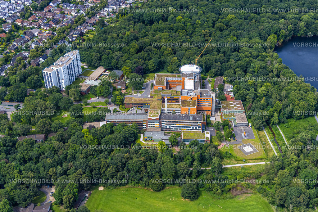 Duisburg240703515-Sued | Luftbild, Duisburg-Süd, BG Klinikum Duisburg gGmbH Krankenhaus, Hubschrauberlandeplatz Baustelle, Buchholz, Duisburg, Ruhrgebiet, Nordrhein-Westfalen, Deutschland