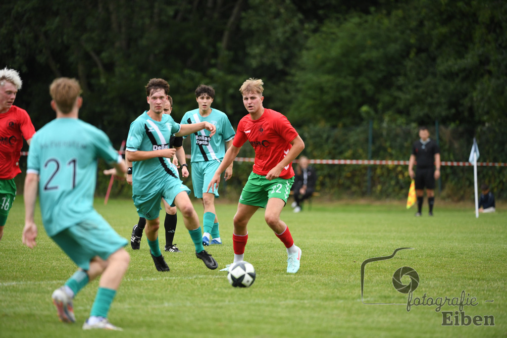 Sport-Duwe Cup | Sport-Duwe Cup Oldenburg; TuS Eversten (mint)-VFL Oldenburg (rot) am 05.07.2025 in Oldenburg (Sportanlage TuS Eversten), Photo: Philip Eiben 2025 - Realisiert mit Pictrs.com