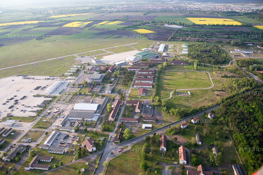 Luftbild: Flugplatz Coleman im Ortsteil Sandhofen in Mannheim im Bundesland Baden-Württemberg in Deutschland. Foto: IMG_088272.jpg vom 09.05.2016 durch Werner Riehm/FLY-FOTO.de