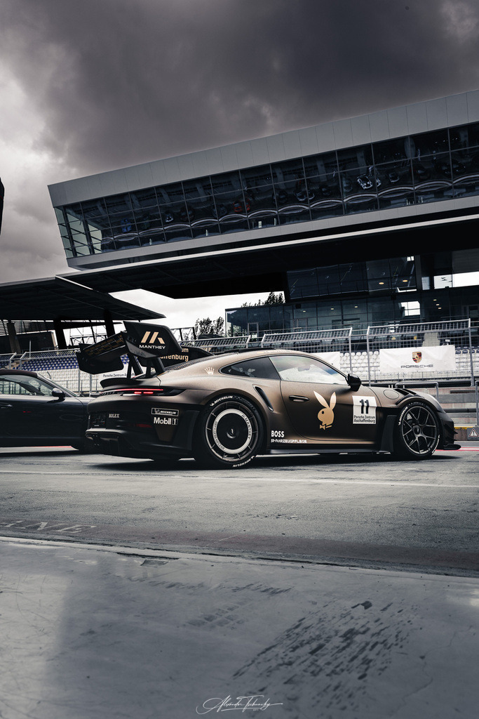 Red Bull Ring 2025 | Entdecken Sie die faszinierende Welt von Alexander Tschuncky Arts: Kreative Fotografie, atemberaubende Automobilkunst und hochwertiger Bilderdruck. Lassen Sie sich inspirieren! - Realisiert mit Pictrs.com