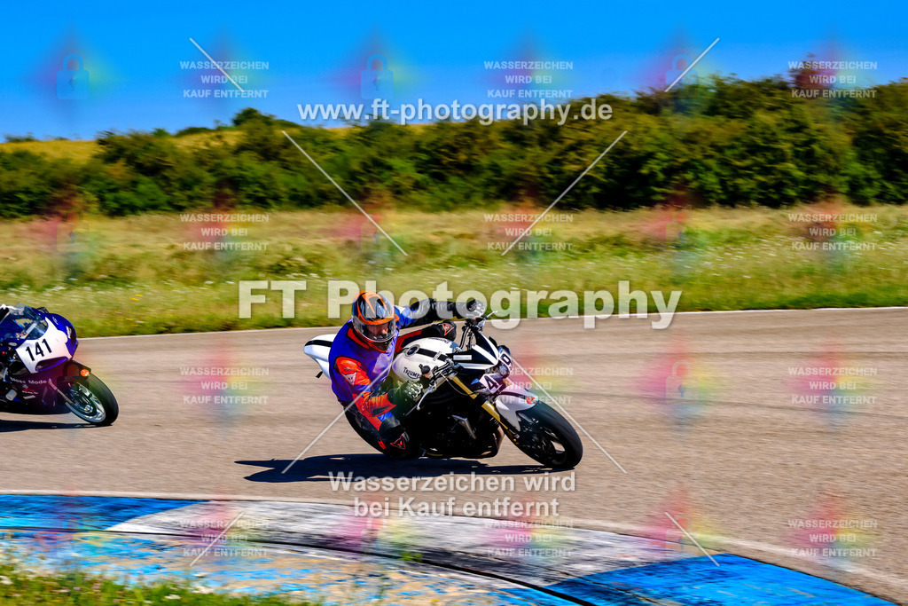 049-2842 | Hier findet Ihr Bilder von Touristenfahrten auf der Nürburgring Nordschleife oder von anderen Veranstaltungen die ich besucht habe. Viel Spass beim Durch Schauen 