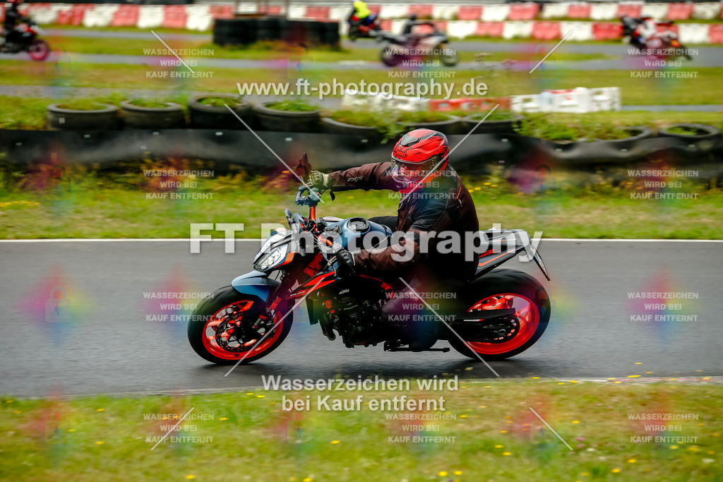 VBK-4645 | Hier findet Ihr Bilder von Touristenfahrten auf der Nürburgring Nordschleife oder von anderen Veranstaltungen die ich besucht habe. Viel Spass beim Durch Schauen 