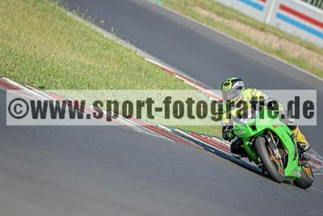 spof1434 | Professionelle Fotos von Sportveranstaltungen, aber auch Hochzeiten und anderen Events. - Realisiert mit Pictrs.com