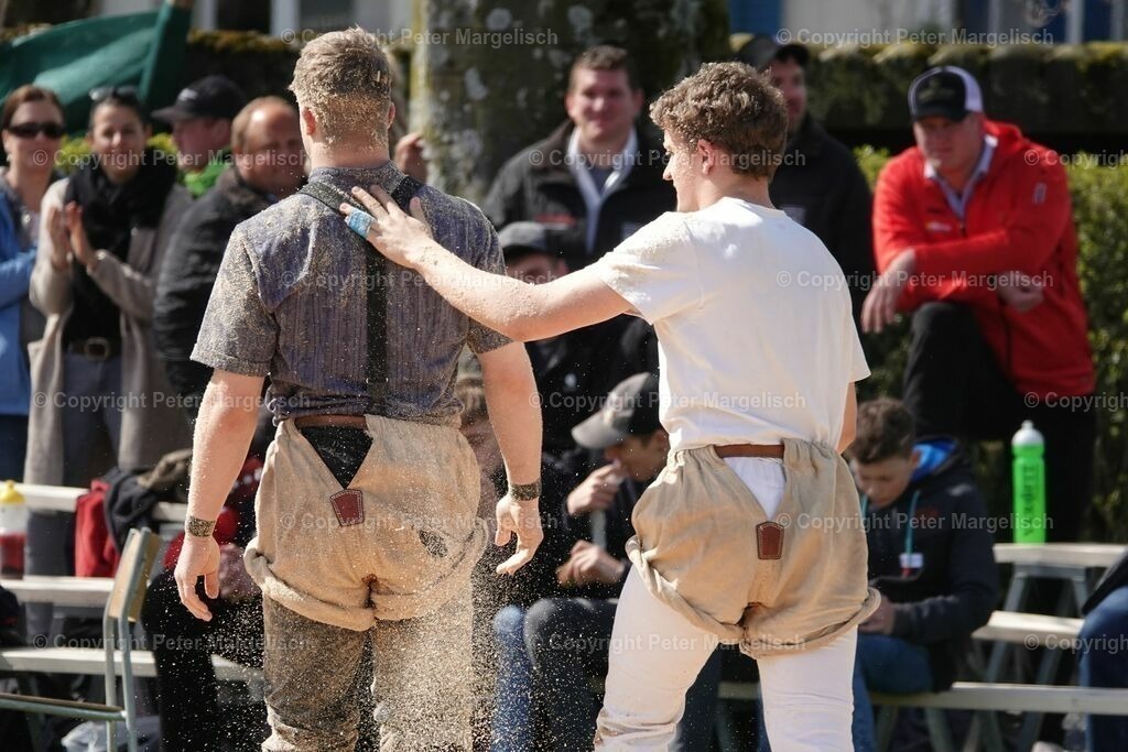 k-DSC03035 | Schwingen - Realisiert mit Pictrs.com