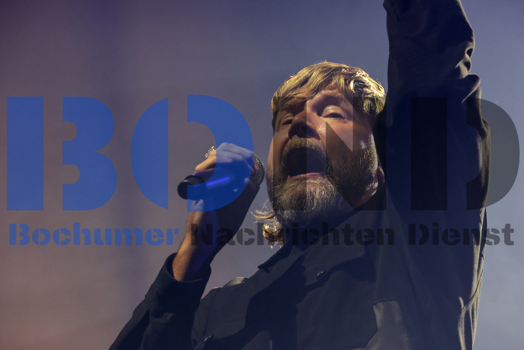 SES_RGAZFR20250822-11 | bond - Realisiert mit Pictrs.com