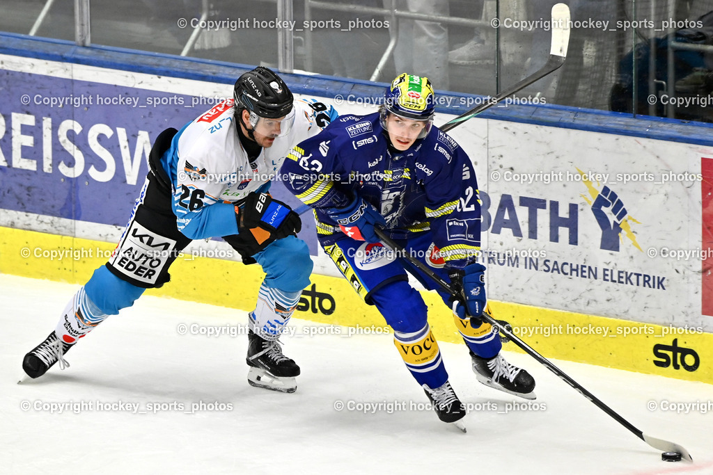 EC IDM WÄRMEPUMPEN VSV vs. Steinbach Black Wings Linz | #26 Travis Barron Black Wings Linz, #62 Julian Raspotnig EC VSV, EC IDM WÄRMEPUMPEN VSV vs. Steinbach Black Wings Linz, EC IDM WÄRMEPUMPEN VSV vs. Steinbach Black Wings Linz am 28.11.2025 in Villach (Stadthalle Villach), Austria, (Photo by Bernd Stefan)
