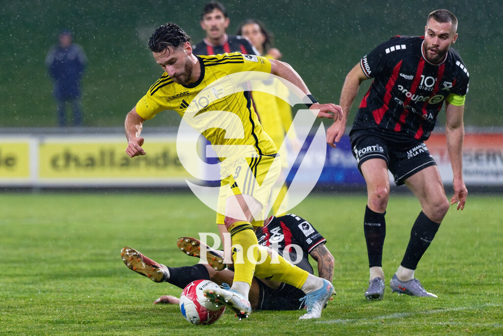 dieci Challenge League - FC Stade Nyonnais v Neuchatel Xamax FCS |  during the dieci Challenge League match between FC Stade Nyonnais and Neuchatel Xamax FCS at Centre sportif de Colovray in Nyon, Switzerland
