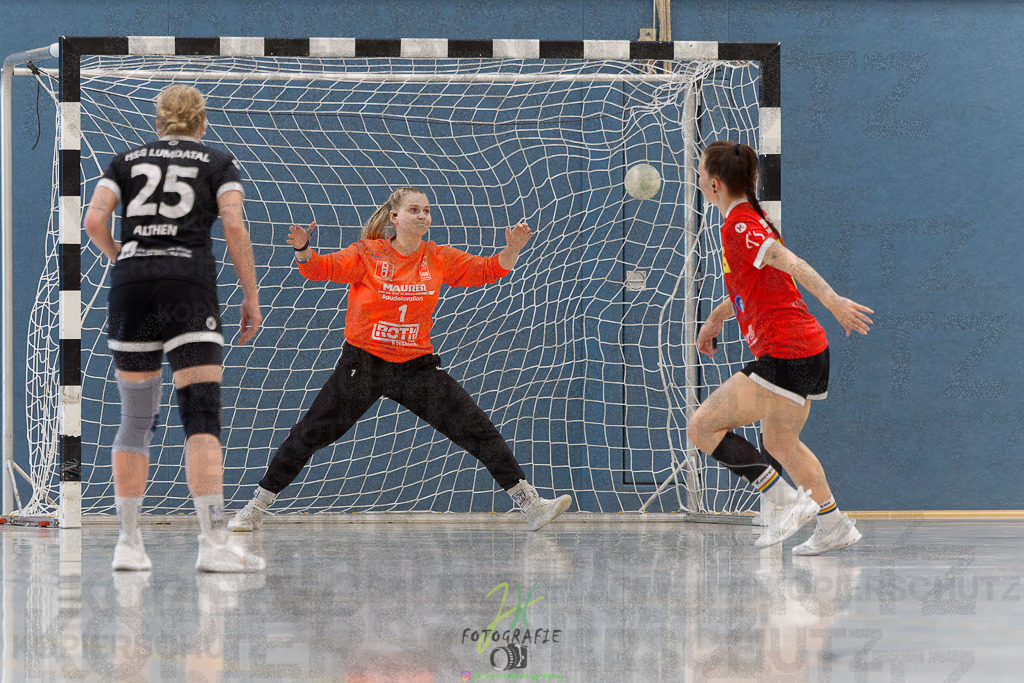 HSG Wettenberg - HSG Lumdatal | Wiederholungs-/Entscheidungsspiel um die Meisterschaft in der Frauen Oberliga Mitte und Aufstieg in die RegionalligaHSG Wettenberg - HSG Lumdatal am 11.05.2025 in Launsbach (Wettenberg) (Halle GS Launsbach (Wettenberg))Photo © 2025 - Jörg Heinrich - Realisiert mit Pictrs.com