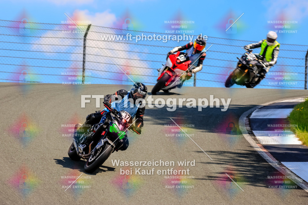 _TCM4514 | Hier findet Ihr Bilder von Touristenfahrten auf der Nürburgring Nordschleife oder von anderen Veranstaltungen die ich besucht habe. Viel Spass beim Durch Schauen 