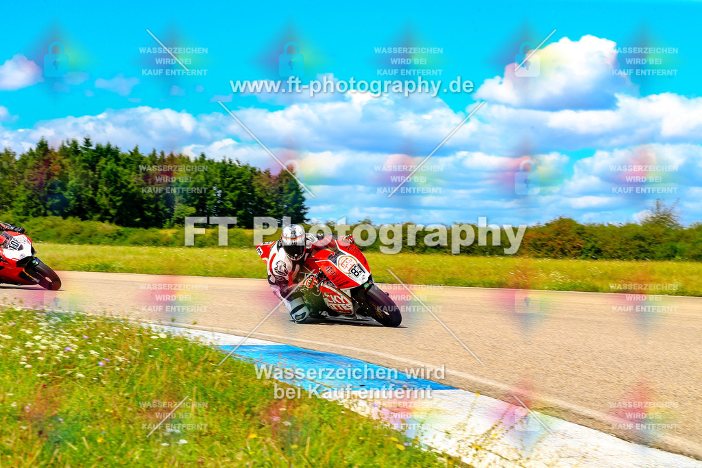 083-6542 | Hier findet Ihr Bilder von Touristenfahrten auf der Nürburgring Nordschleife oder von anderen Veranstaltungen die ich besucht habe. Viel Spass beim Durch Schauen 