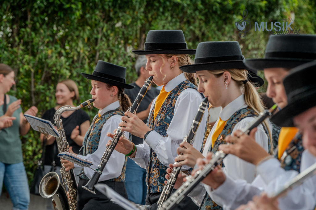 DSC_4235 | "Fussifoto.com – Ihr Ansprechpartner für hochwertige Fotografie! Entdecken Sie kreative Bilder und professionelle Dienstleistungen. Kontaktieren Sie uns für Ihre Projekte!"