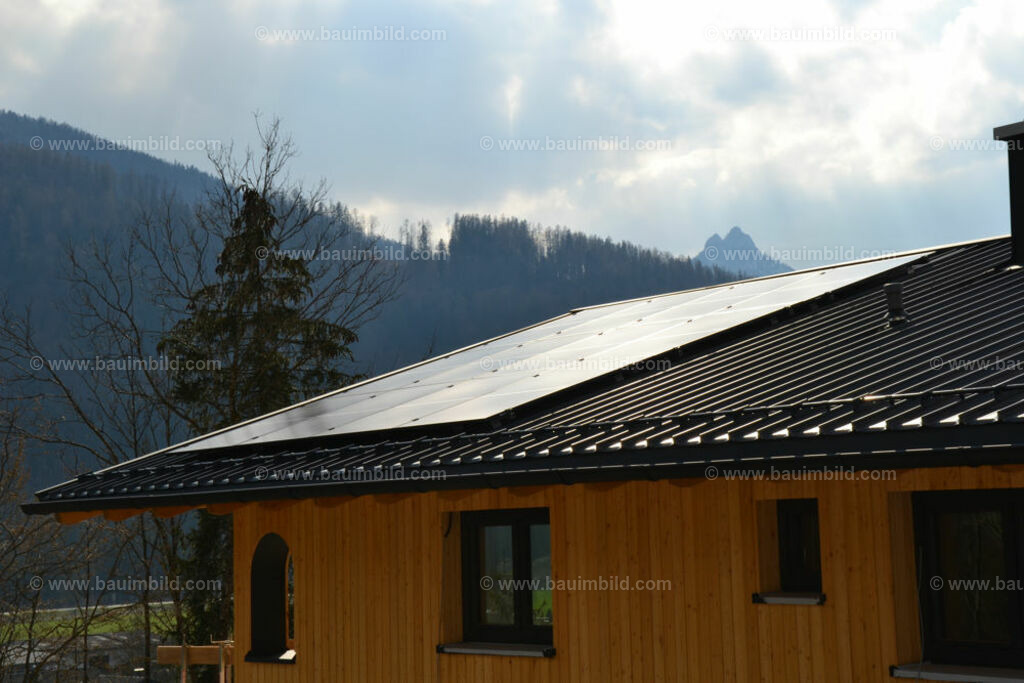 bib-lg17-elektroinstallation-0221 | Nach LV-Leistungsgruppen sortierte Detailfotos über den Bau eines Hauses. Alle Hausbau-Bilder direkt vom Urheber und Autor der Website Haus-Selber-Bauen.com