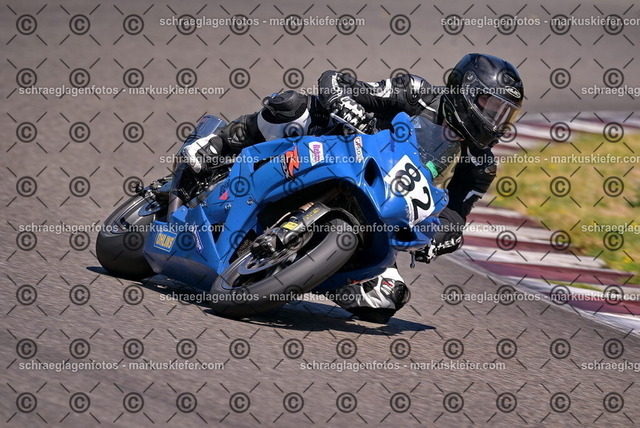 26bt05-1089 | markuskiefer.com - Realisiert mit Pictrs.com