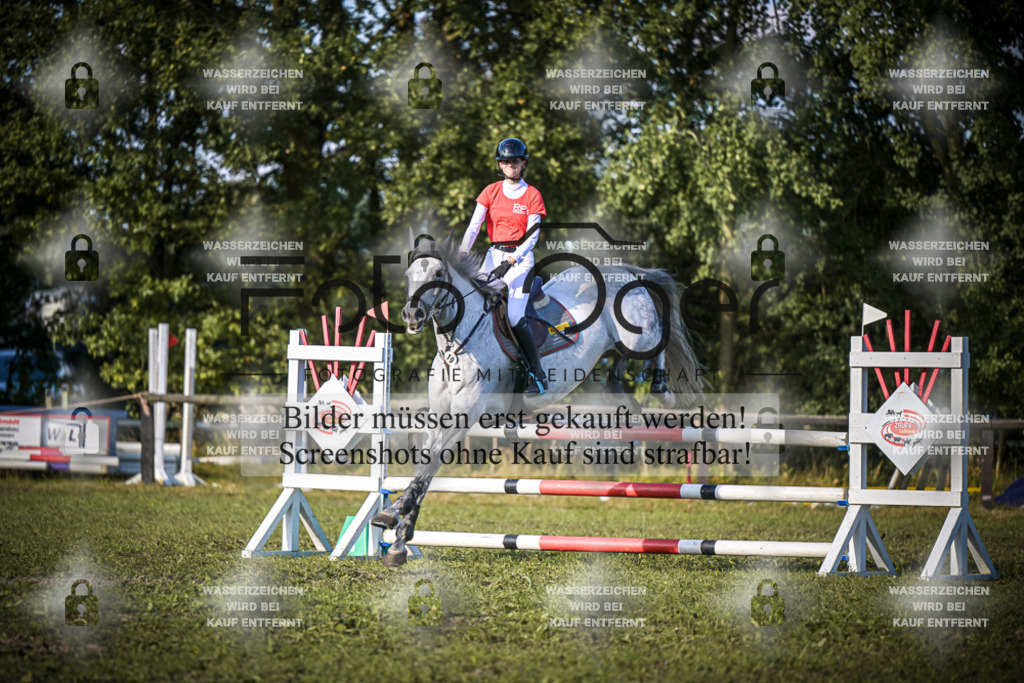 DOS_0363 | Entdecke hochwertige Reitturnierfotos von Foto Oger. Professionell, emotional und authentisch – jetzt Lieblingsmomente im Shop bestellen.Deutschlandweite Turnierfotografie. - Realisiert mit Pictrs.com