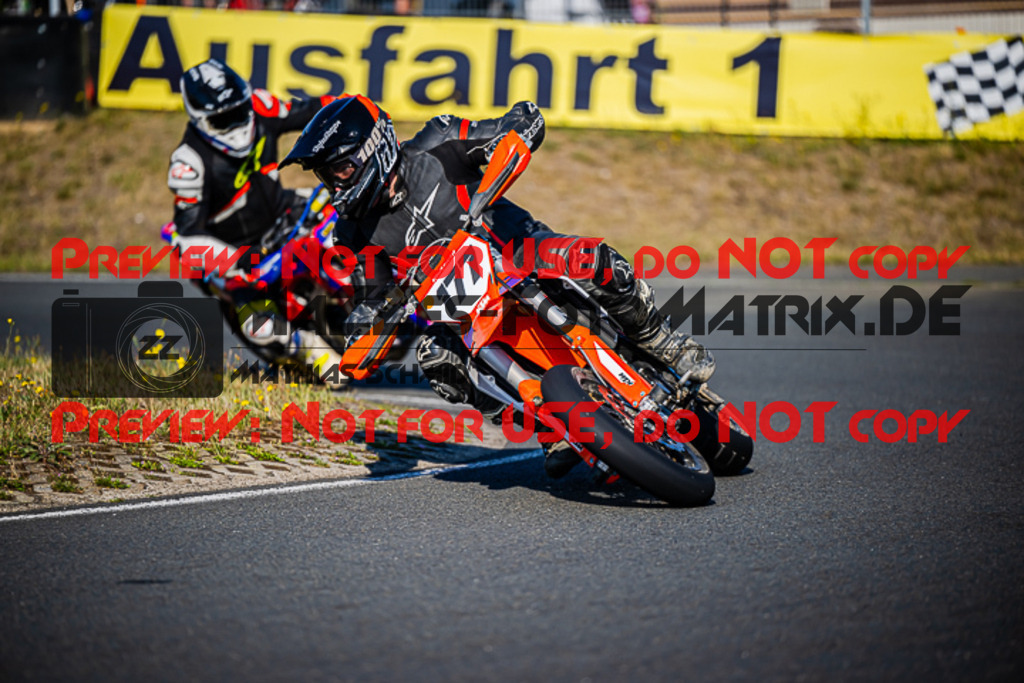 MaZZes_FotoMatrix_220813_1209 | S4