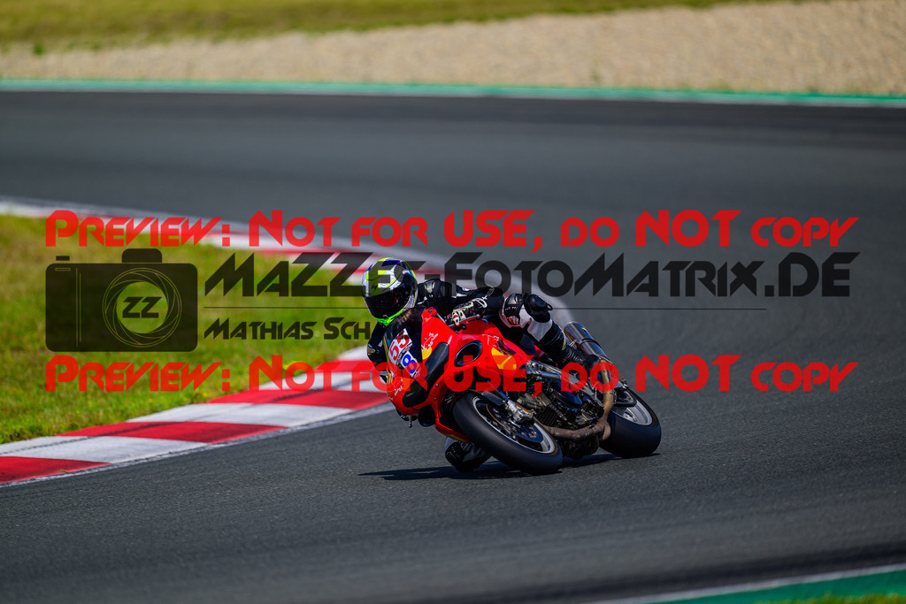 MaZZes_FotoMatrix_240725_6007705_6109 | BLAU