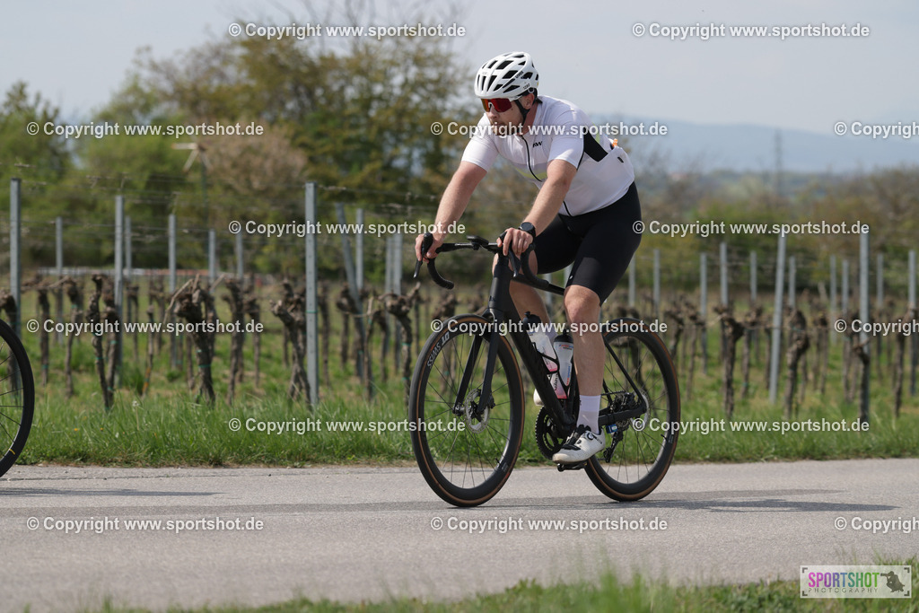 368A4361 | Neusiedlersee Radmarathon 2026@sportshot_your_pictrs #yourpictures#roadtowm2029 #nrm #neusiedlerseeradmarathon #neusiedlersee #neusiedlerseetourismus #burgenland #mörbisch #nrm26 #burgenlandtourismus #voglundco #poweredbyburgenlandtourismus #radsport #rad #marathon #ucigranfondo #visitburgenland #ucigranfondoworldseries