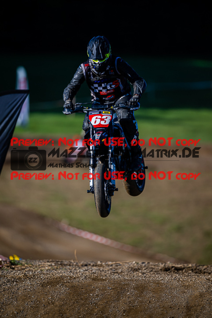 MaZZes_FotoMatrix_220903_9520 | S3