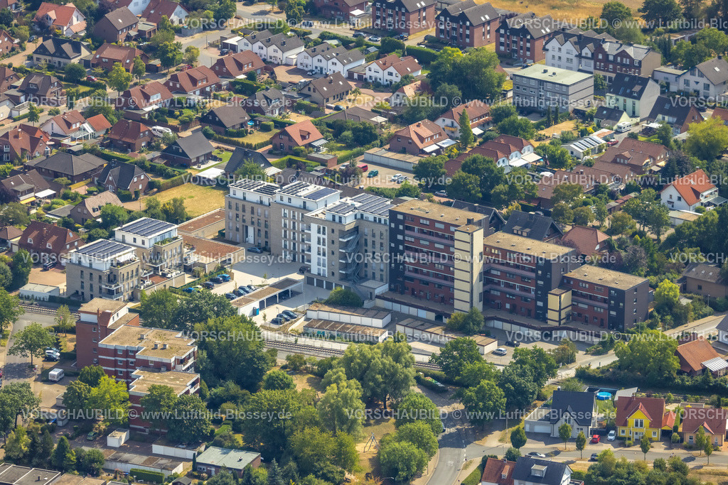 Hamm220809779Uentrop | Luftbild, Hochhaussiedlung, Solardächer, Alter Papenweg und Grenzweg, Uentrop, Hamm, Ruhrgebiet, Nordrhein-Westfalen, Deutschland