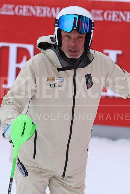 Audi FIS Ski World Cup: Men’s Slalom – Hahnenkamm Race, Kitzbuehel | Kitzbuehel, Austria, 25.Jan.26 - Alpine Skiing - FIS World Cup, Hahnenkamm Race, Slalom, men. The image shows .