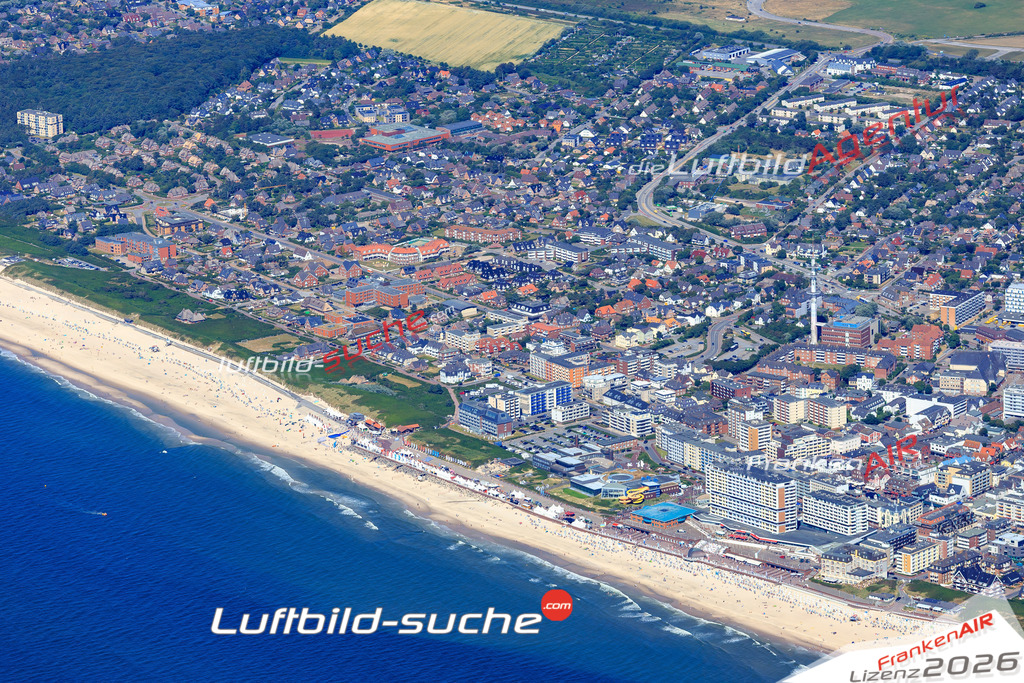 Die Luftbildaufnahme Westerland - Sylt wurde 2018 mittels Flugzeug (keine Drohne) erstellt. Perfekte Schärfe und Druck- Auflösung- Garantiert!