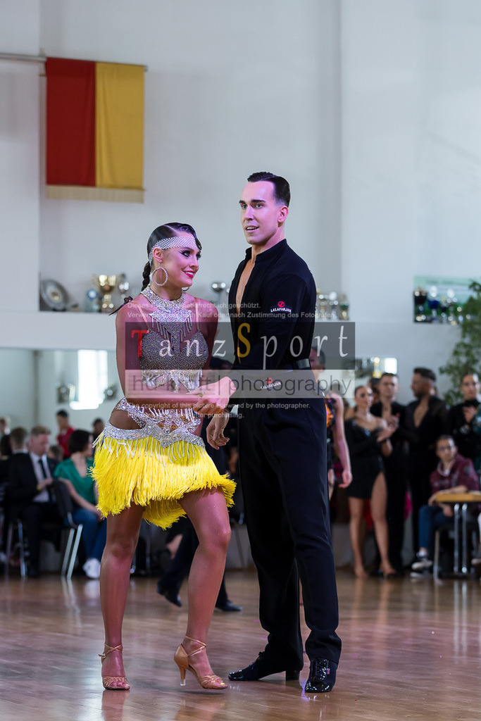20240616_D-Cup-HGR-Latein_3503 | Tanzsportbilder, Standardtanz, Lateintanz, WDSF, DTV, LTVB, dancecomp, goc, hessen tanzt, blaues band der spree, walzer, tango, wiener walzer, slowfox, quickstepp, samba, rumba, cha-cha-cha, paso doble. jive, hd-kroft photography, turniertanzsport