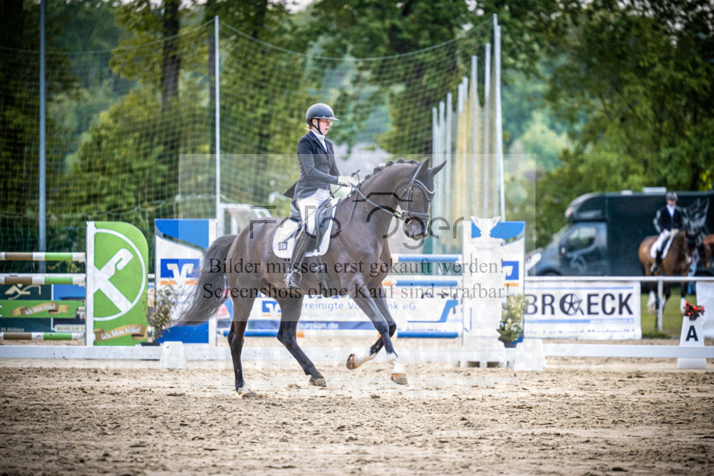 DOS_4542 | Reitturnier Venne - Realisiert mit Pictrs.com