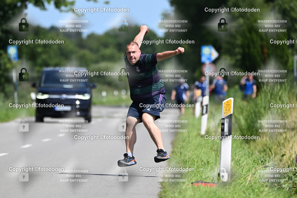 DSC_0861 | Christian Alberts (im Bild) warf mit Bernd-Georg Bohlken (beide Grabstede)