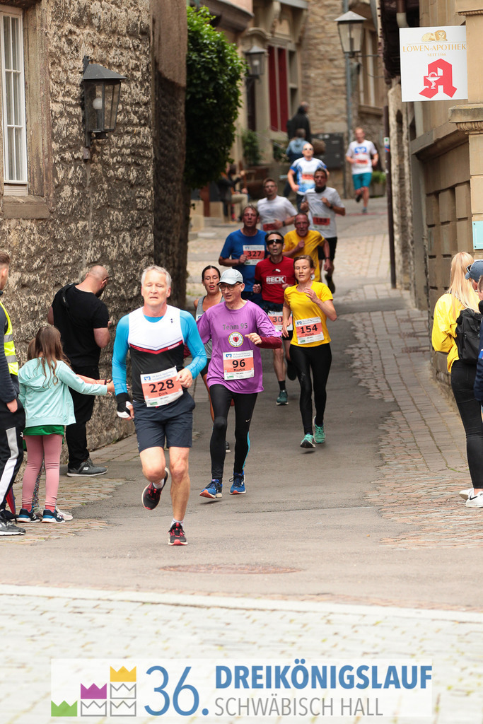VR Bank Hauptlauf 10km | 3königslauf 2022 VR Bank Hauptlauf - Realisiert mit Pictrs.com