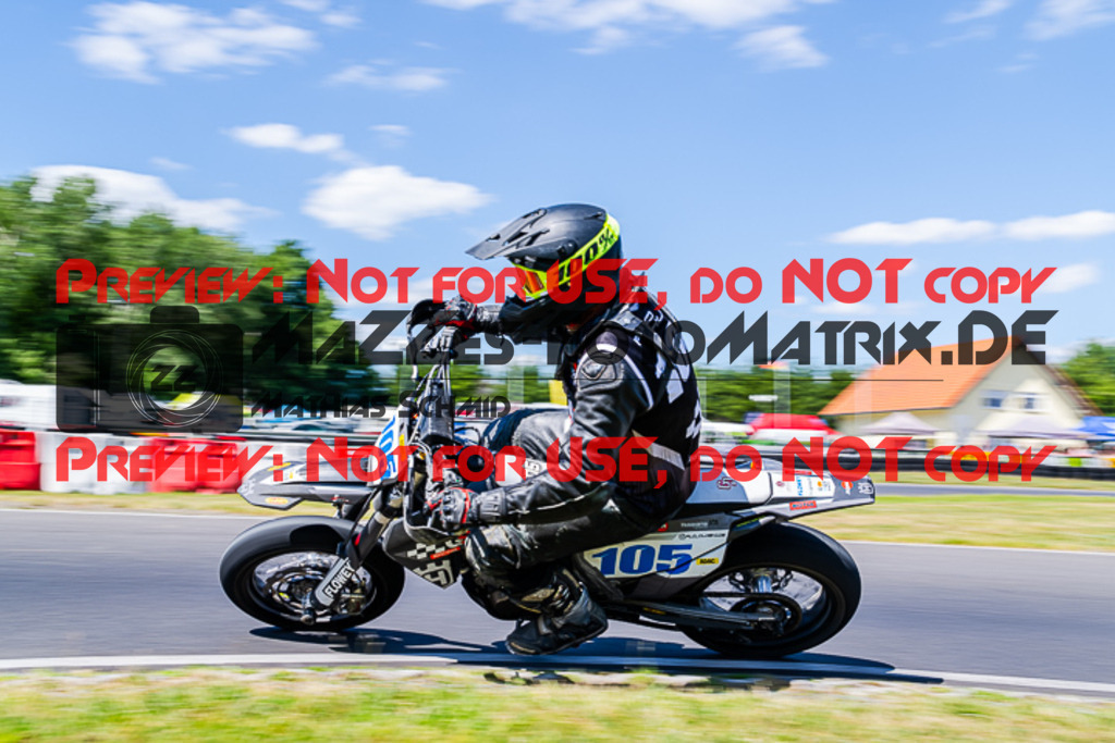 MaZZes_FotoMatrix_220702_2181 | S3