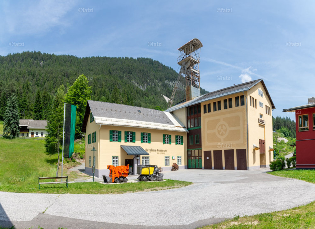 Bergbau-Museum_132026__fatzi-Pano | Fatzi Bilder-Archiv! 
Die Bilder sind für private Nutzung lizenzfrei. Die kommerzielle Nutzung ist möglich und erwünscht, jedoch bitte ich um vorherige Kontaktaufnahme per E-Mail (info@fatzi.at) oder unter +43 650 7828269 - Realisiert mit Pictrs.com