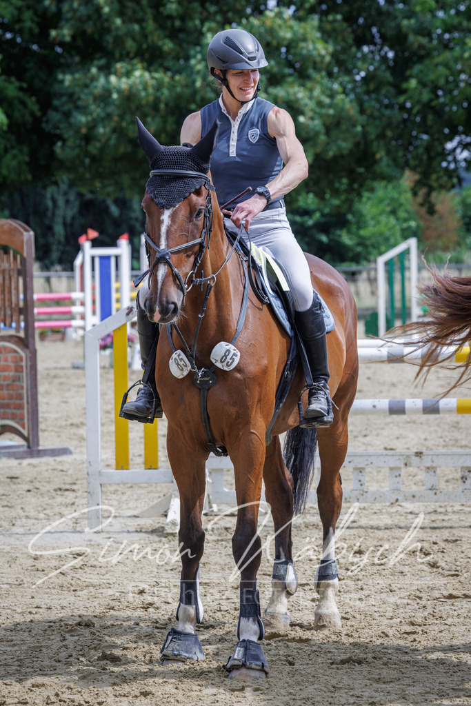 20260705-_3LI6717 | Tierfotografie Pferde, Hunde, Katzen, Haustiere.
Turnierfotografie Reitturniere, Reiten, Springreiten, Dressur in Hanau, dem Main-Kinzig-Kreis und dem Rhein-Main- Gebiet um Frankfurt