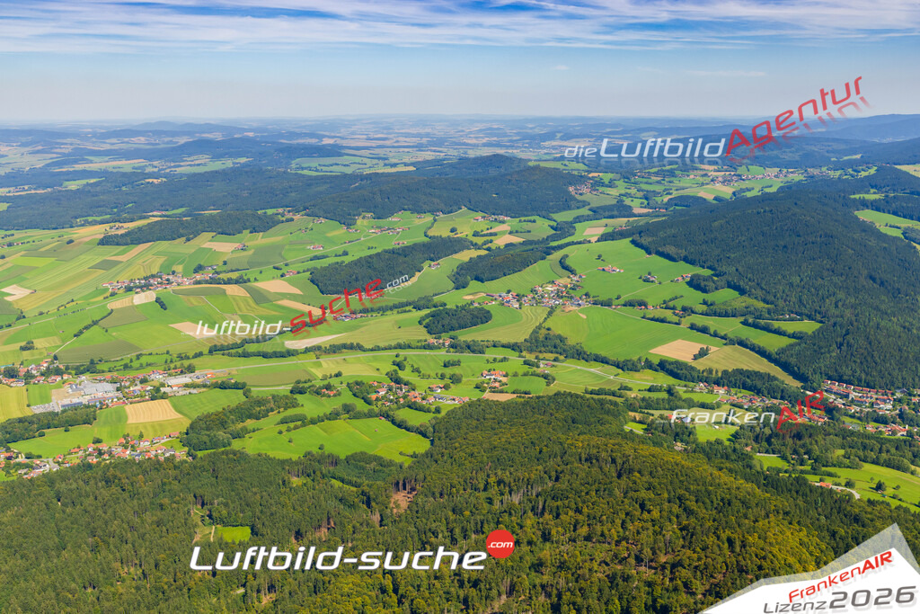 Luftbild Vs Google Maps  Mais  Neukirchen beim Heiligen Blut -Das Luftbild wurde 2025 vom UL-Flugzeug heraus erstellt ( keine Drohne ) - Hochauflösende Luftaufnahme -Nicht vergleichbar mit Google Maps oder Satelittenbilder- Die Geschenkidee !Mit Lizenz und Bildrechte bestellbar
