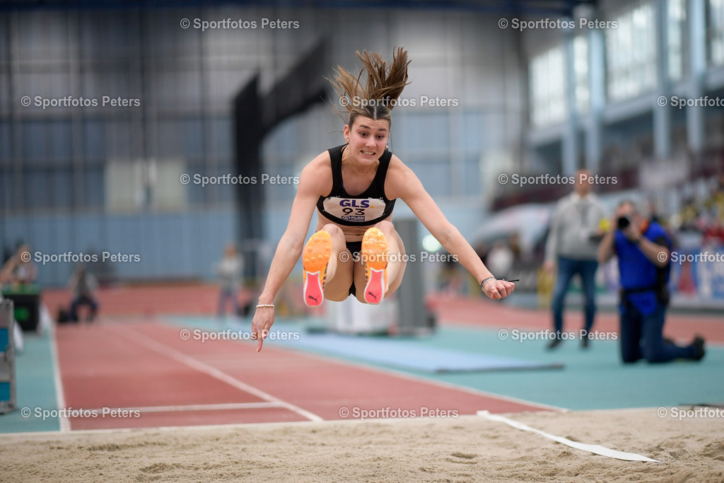 _KP12884_1 | 09.02.2025, xkaix, Leichtathletik 20. Deutsche Meisterschaften, Mehrkampf Halle v.l. Sandrina Sprengel (LG Steinlach-Zollern) - Realisiert mit Pictrs.com