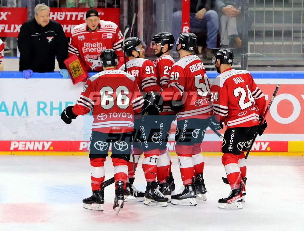 Torjubel Kölner Haie | Torjubel Kölner Haie - Realisiert mit Pictrs.com