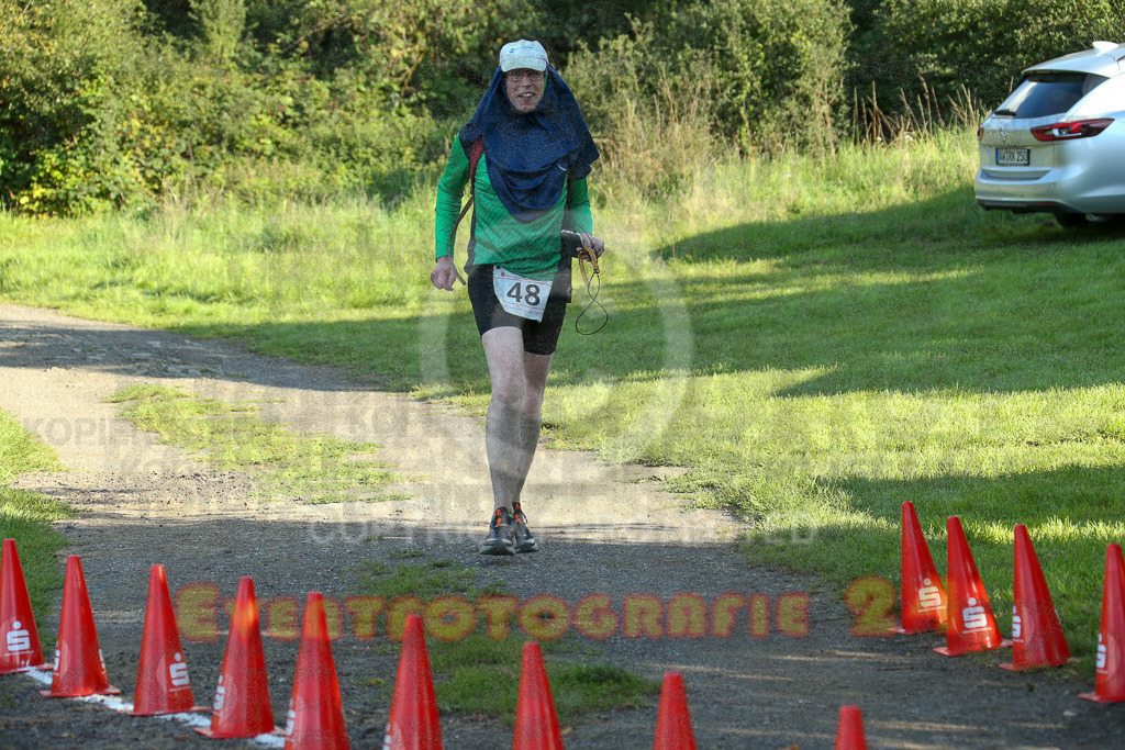 230826_1816_EX1_1825 | Sportfotografie im Rhein-Sieg Kreis, Köln, Bonn, NRW, Rheinland Pfalz, Hessen, etc. Unser Tätigkeitsfeld umfasst den Laufsport vom Volkslauf über den Marathon, Duathlon, Triathon bis zum Ultralauf wie Kölnpfad Ultra oder Schindertrail.