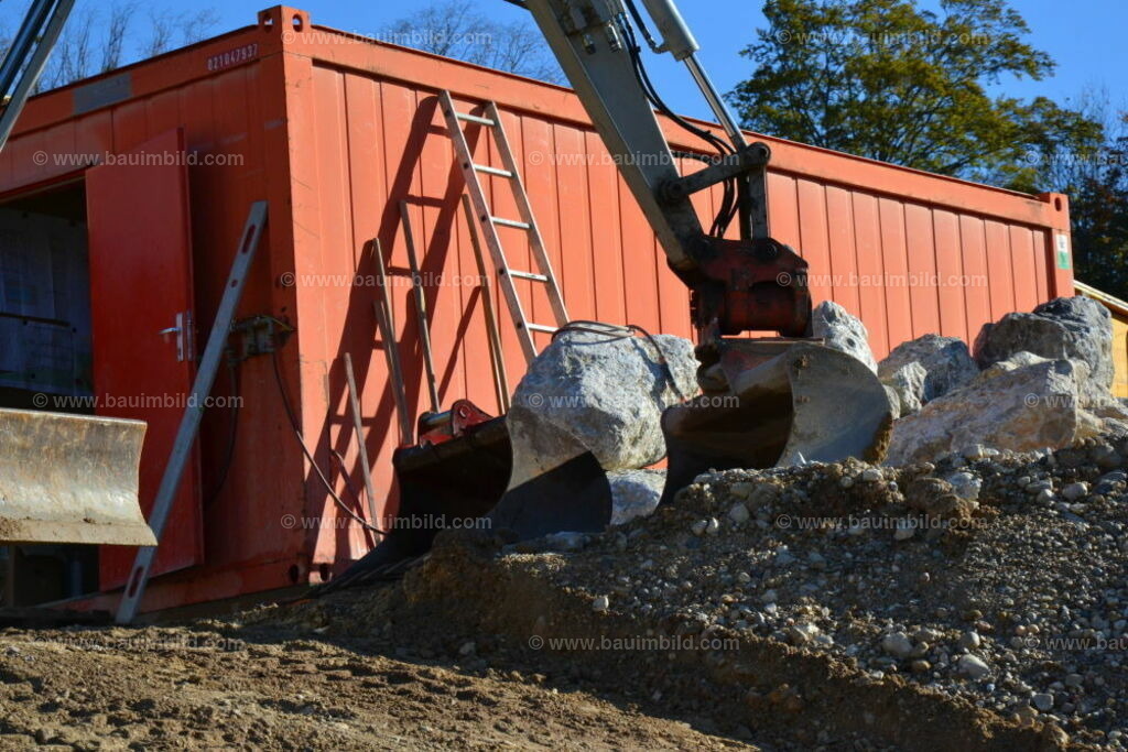 bib-lg02-erdarbeiten-0150 | Nach LV-Leistungsgruppen sortierte Detailfotos über den Bau eines Hauses. Alle Hausbau-Bilder direkt vom Urheber und Autor der Website Haus-Selber-Bauen.com