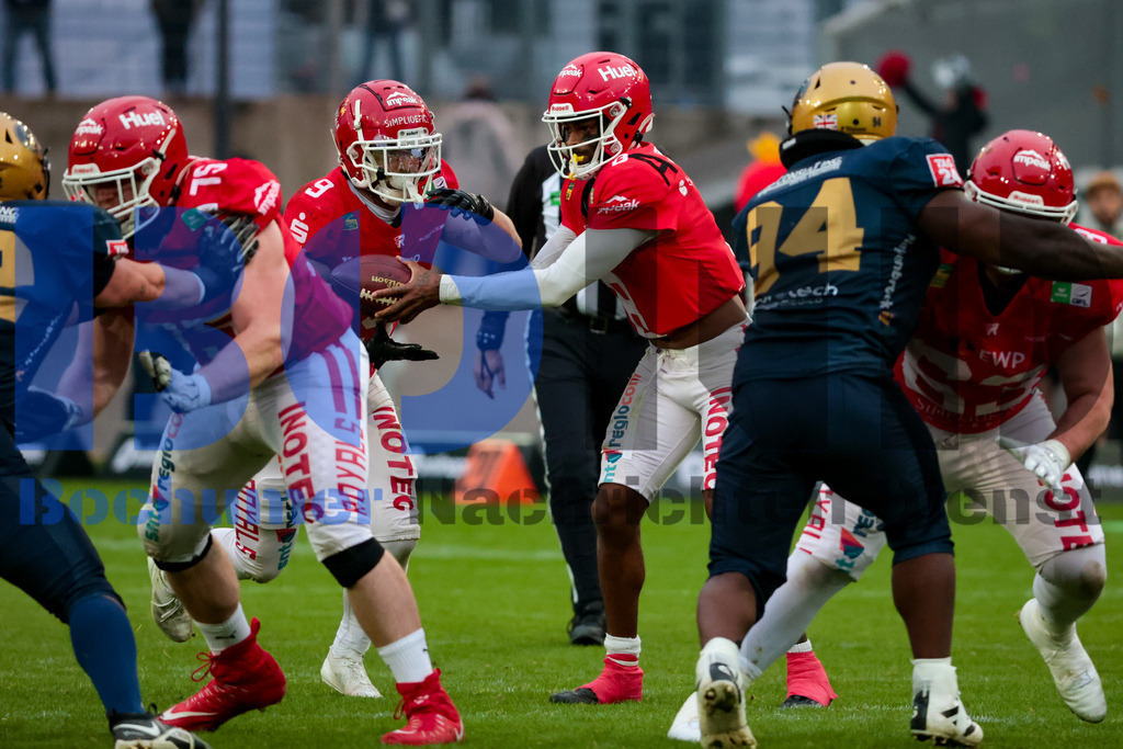 SES_POTDRE20241012-34 | bond - Realisiert mit Pictrs.com