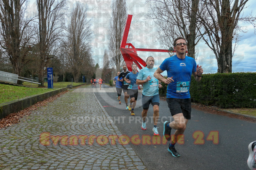 221231_1116_EX1_7501 | Sportfotografie im Rhein-Sieg Kreis, Köln, Bonn, NRW, Rheinland Pfalz, Hessen, etc. Unser Tätigkeitsfeld umfasst den Laufsport vom Volkslauf über den Marathon, Duathlon, Triathon bis zum Ultralauf wie Kölnpfad Ultra oder Schindertrail.