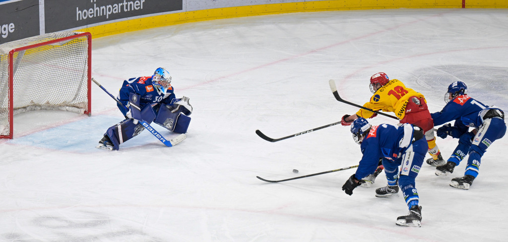 ZSC Lions vs EHC Biel-Bienne Esprit - 30. März 2024 | ZSC Lions vs EHC Biel-Bienne Esprit
Swiss Life Arena, Zürich

Bild: Sportfotografie Markus Aeschimann | www.markus-aeschimann.ch - Realisiert mit Pictrs.com