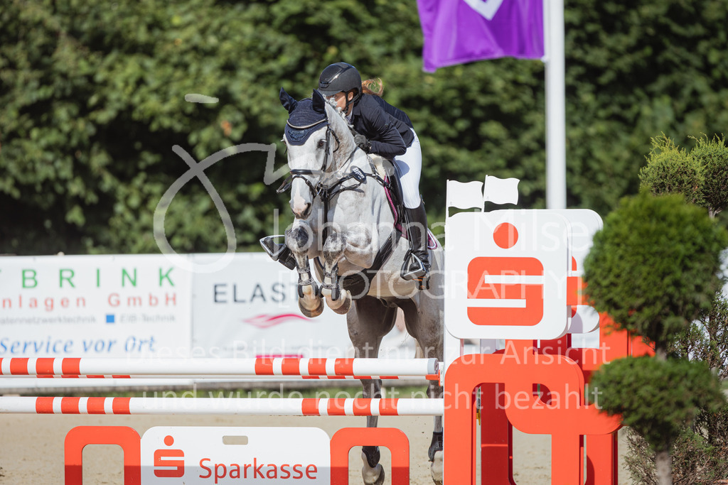 220728_BHO_RegioTour_A-Spr_JunJR-107 | Deine schönsten Turniermomente als professionelle Fotos! Entdecke hochwertige Pferdesport-Fotografie im Online-Shop. Jetzt Fotos finden & bestellen!