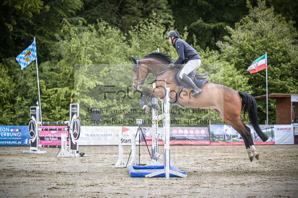 DOS_5562 | Entdecke hochwertige Reitturnierfotos von Foto Oger. Professionell, emotional und authentisch – jetzt Lieblingsmomente im Shop bestellen. - Realisiert mit Pictrs.com