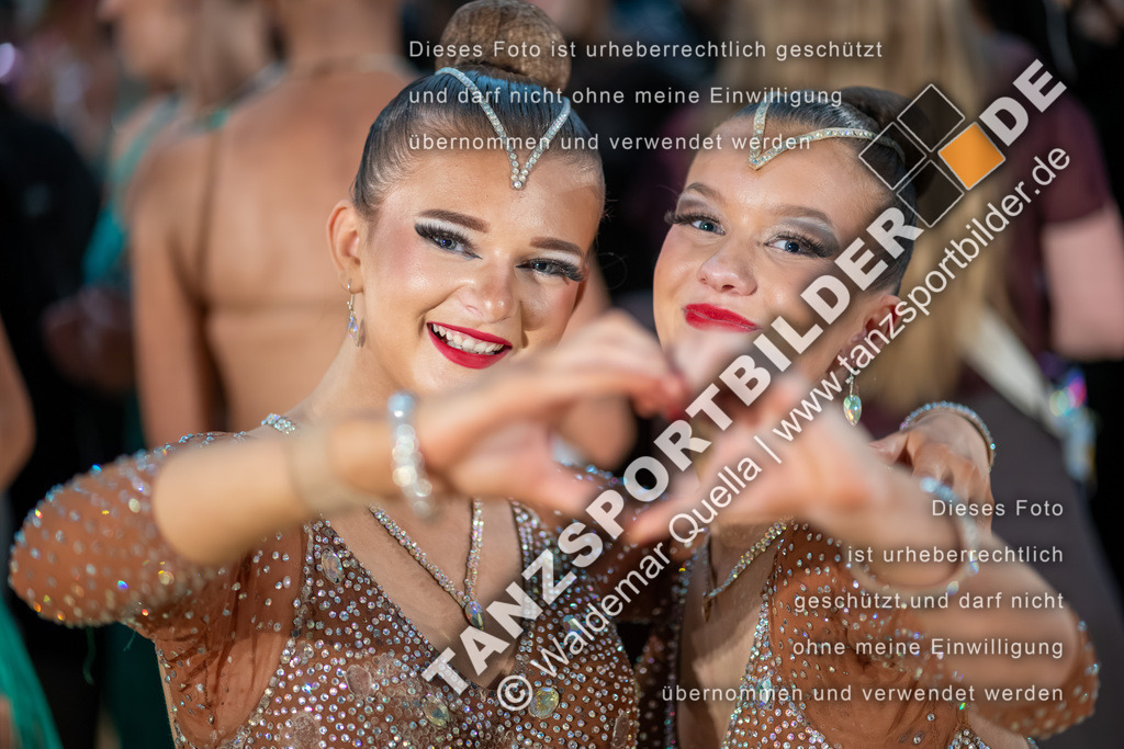 20260321-02789 | Hier finden Sie Tanz Bilder vom Latein und Standard Formationen tanzen. Sportbilder vom Tanzsport. Schöne Fotos und von Weltmeisterschaft, Europameisterschaft, Bundesliga, Regionalliga, Oberliga und Landesliga sowie von GOC Stuttgart, DanceComp, WM Bremen