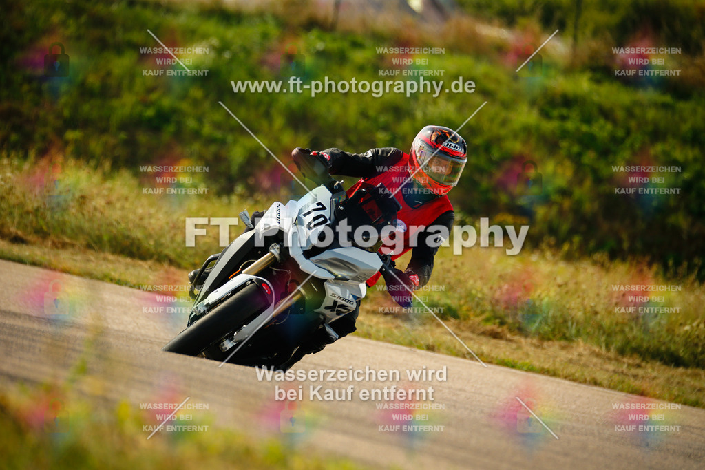 _MOT6354 | Hier findet Ihr Bilder von Touristenfahrten auf der Nürburgring Nordschleife oder von anderen Veranstaltungen die ich besucht habe. Viel Spass beim Durch Schauen 