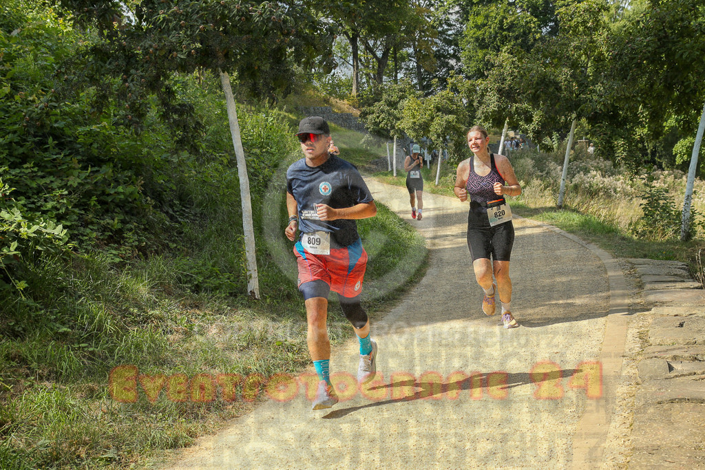 250824_1457_EX1_8162 | Sportfotografie im Rhein-Sieg Kreis, Köln, Bonn, NRW, Rheinland Pfalz, Hessen, etc. Unser Tätigkeitsfeld umfasst den Laufsport vom Volkslauf über den Marathon, Duathlon, Triathon bis zum Ultralauf wie Kölnpfad Ultra oder Schindertrail.