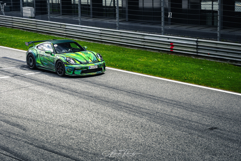 R6AT3441 _Alexander Tschuncky | Entdecken Sie die faszinierende Welt von Alexander Tschuncky Arts: Kreative Fotografie, atemberaubende Automobilkunst und hochwertiger Bilderdruck. Lassen Sie sich inspirieren! - Realisiert mit Pictrs.com