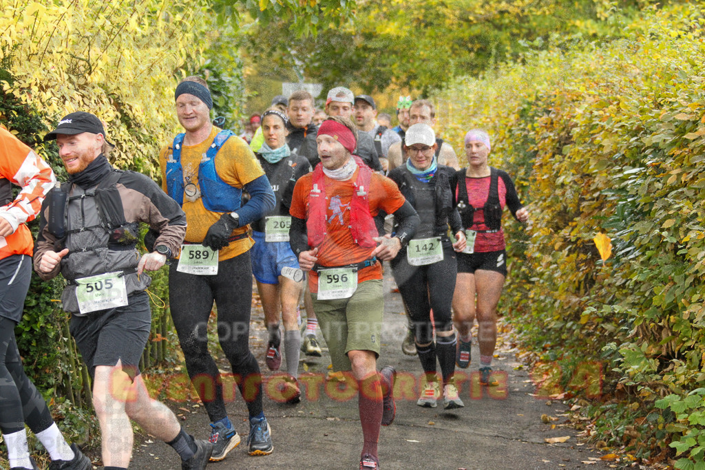 251026_1005_EV4_4130 | Sportfotografie im Rhein-Sieg Kreis, Köln, Bonn, NRW, Rheinland Pfalz, Hessen, etc. Unser Tätigkeitsfeld umfasst den Laufsport vom Volkslauf über den Marathon, Duathlon, Triathon bis zum Ultralauf wie Kölnpfad Ultra oder Schindertrail.
