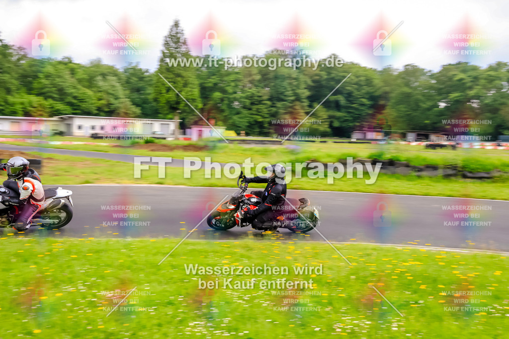 VBK-7203 | Hier findet Ihr Bilder von Touristenfahrten auf der Nürburgring Nordschleife oder von anderen Veranstaltungen die ich besucht habe. Viel Spass beim Durch Schauen 